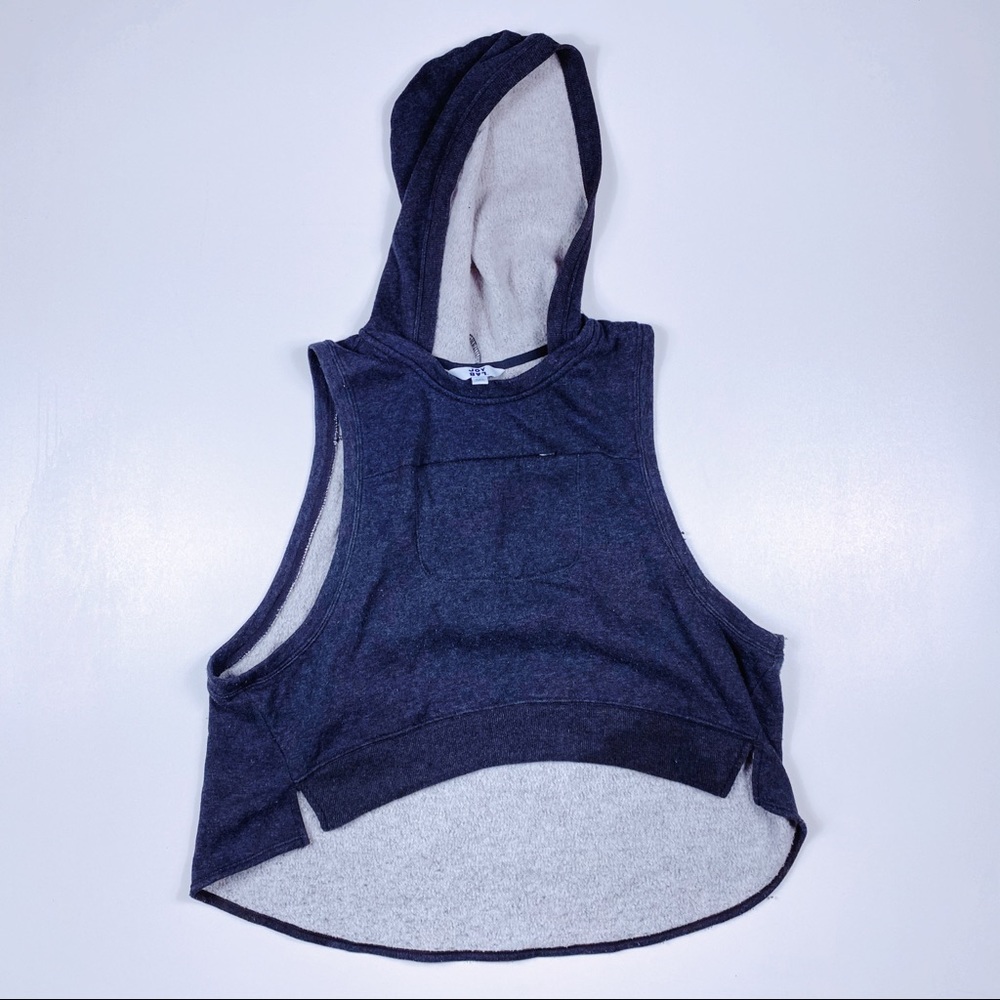 NIKE Sleeveless sweater with hoodie